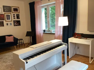 Rytm i Melodia Szkoła Muzyczna - lekcje śpiewu, pianina, skrzypiec i gitary | Lublin